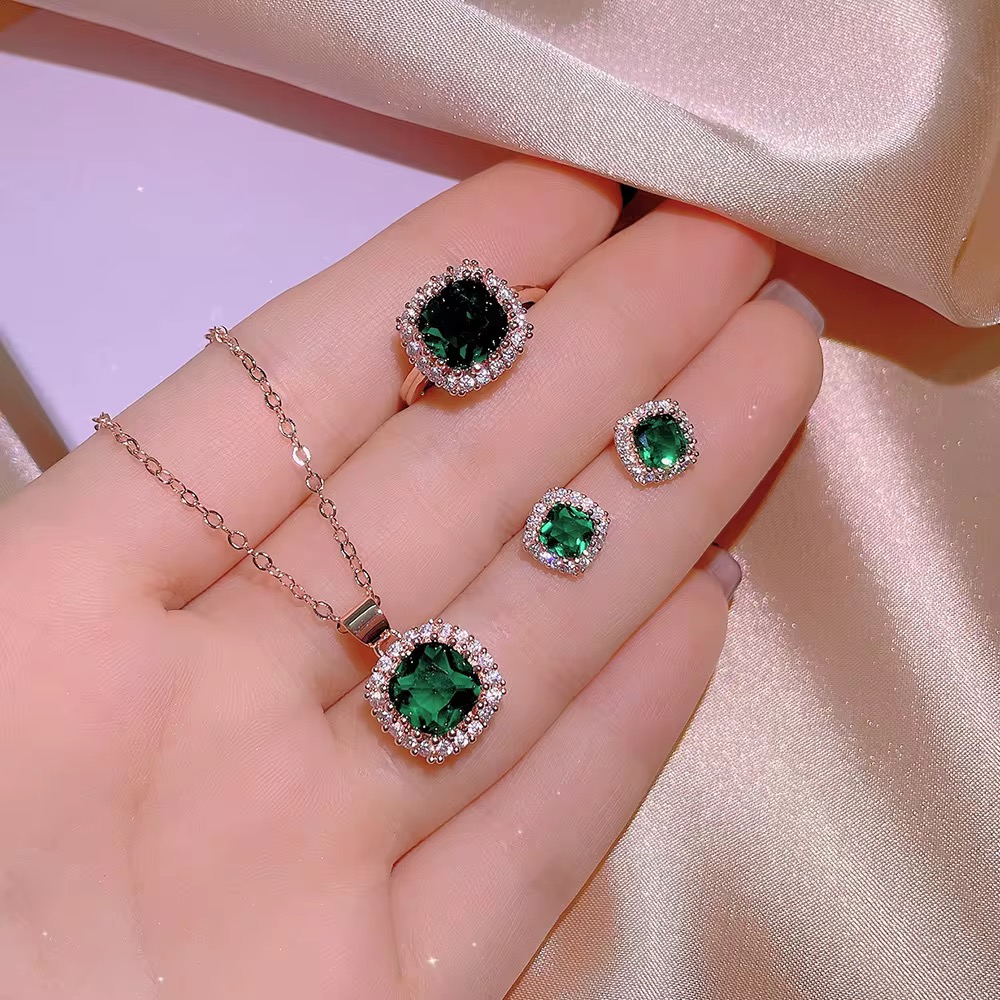 بەرهەمی تازە